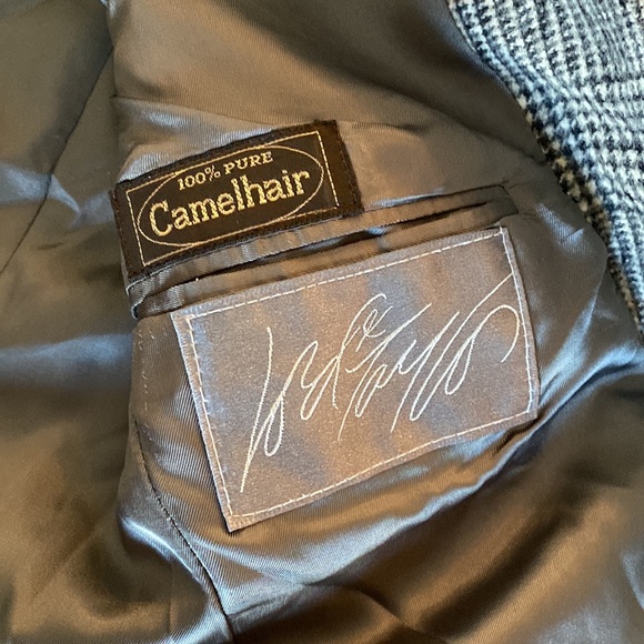 Vintage Bill Blass Men’s Suit Jacket, plaid. 100% camel hair - Picture 7 of 9